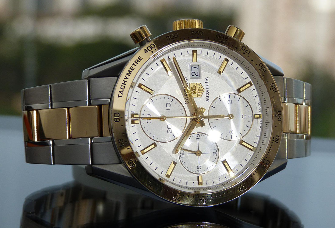 タグ・ホイヤーが一部のスマートウォッチモデルにNFT機能を搭載| NEXTMONEY｜仮想通貨メディア