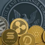 SECの決定を象徴するETFと主要仮想通貨のイメージ