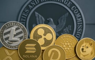 SECの決定を象徴するETFと主要仮想通貨のイメージ