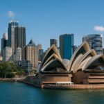 シドニー中心部の高層ビル群を映した風景。KuCoinのオーストラリア進出と新本社開設を象徴するイメージ。