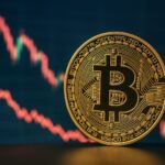 ビットコインとエルサルバドルの国旗を象徴的に写したアイキャッチ画像